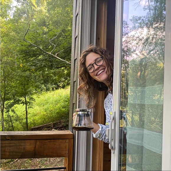 hi, i’m annie : ) - Picture 1 of 1